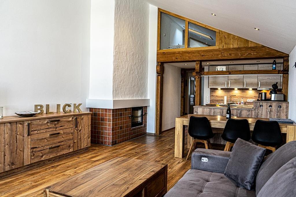 Steibis Blick Apartment *